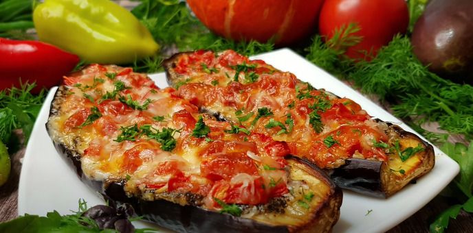 Баклажан запечённый с моцарелой и фетой
