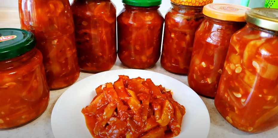 Лечо из кабачков и перца с томатной пастой