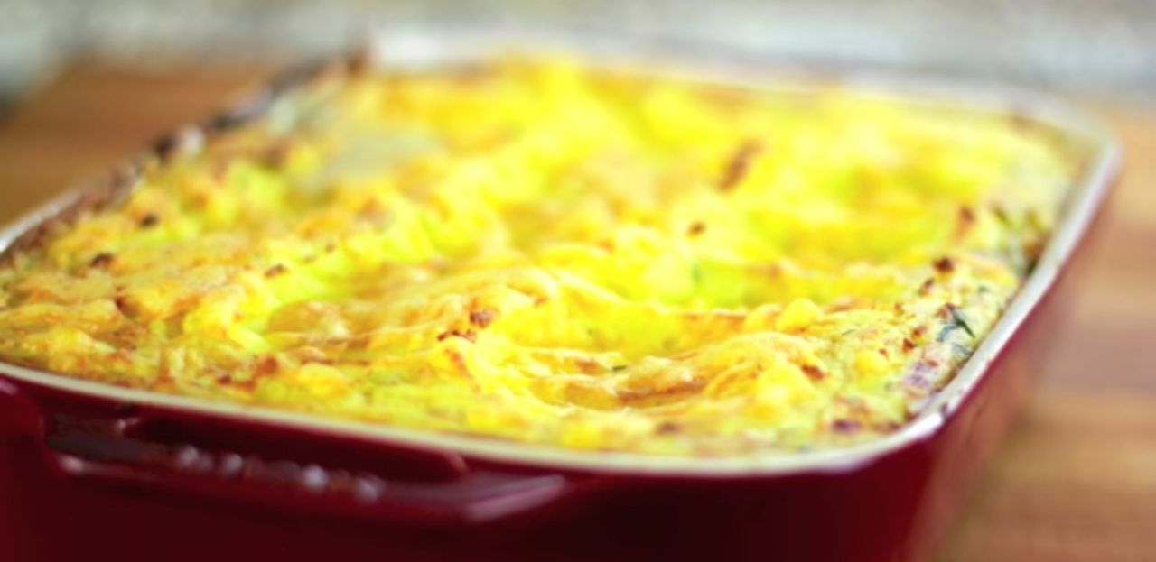Рыбная запеканка с картофельным пюре