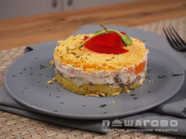 Салат «Мимоза» со шпротами