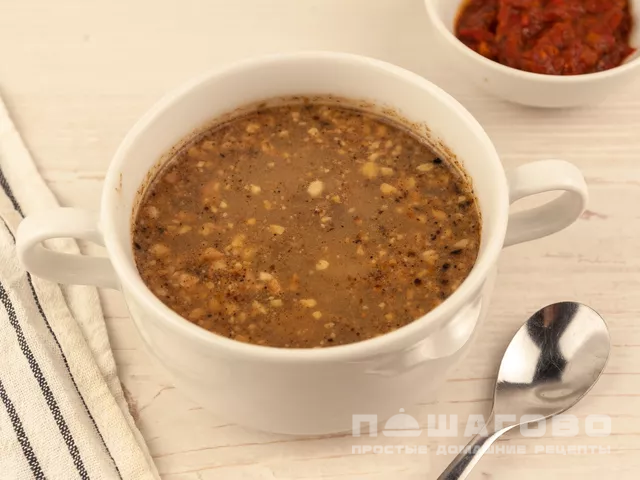 Харчо с грецкими орехами и ткемали
