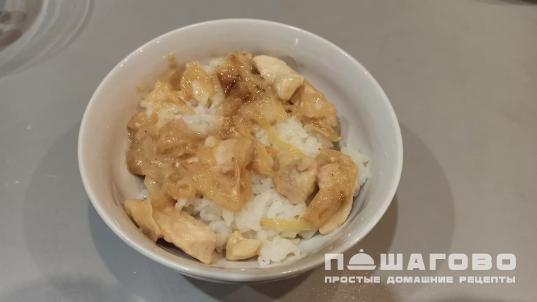 Бефстроганов из курицы со сметаной