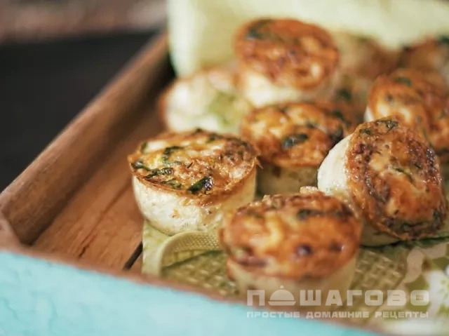 Омлеты-маффины с курицей
