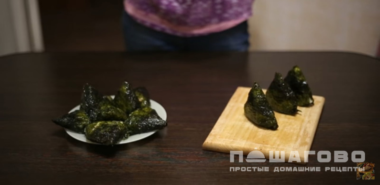 Онигири с тунцом