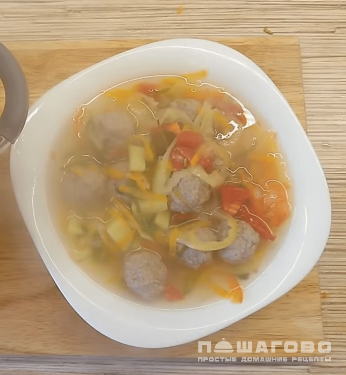 Суп с фрикадельками и овощами
