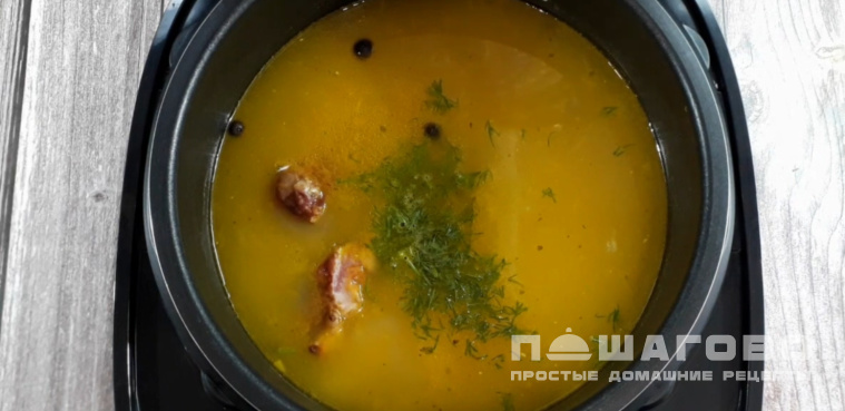 Суп гороховый в мультиварке