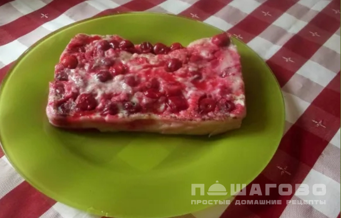 Молочная запеканка с вишней