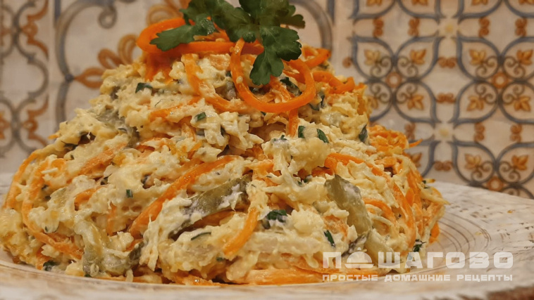 Салат с курицей и морковью по-корейски