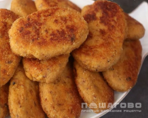 Котлеты из кильки в томатном соусе