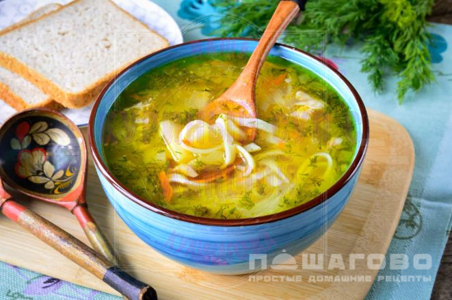 Куриный суп с лапшой