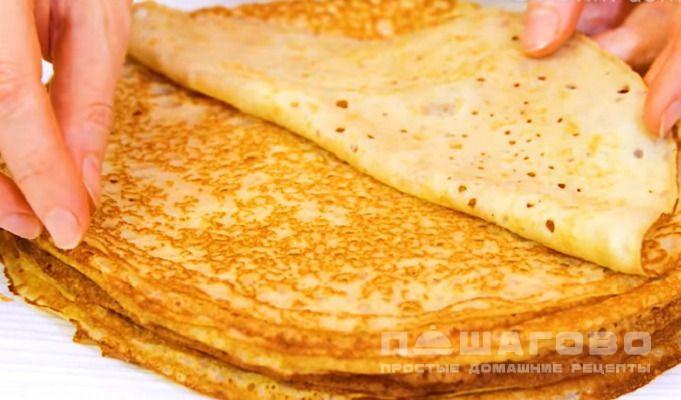 Блины на масленицу с дырочками