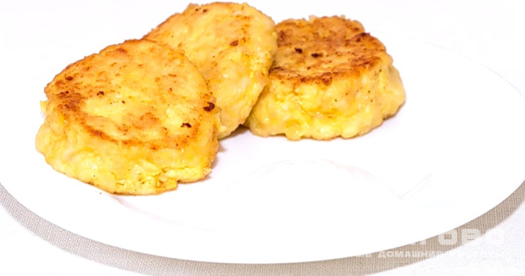 Постные сырники с яблоками и творогом