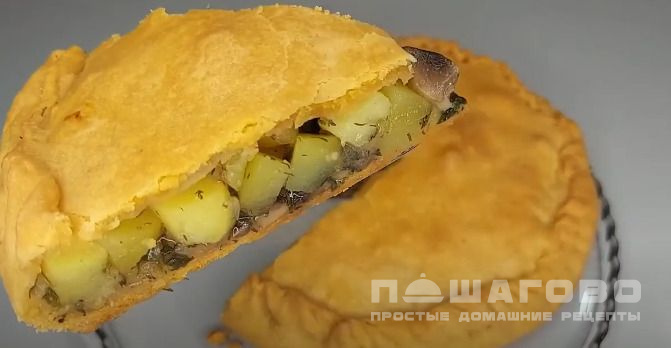 Пирог с картошкой и грибами