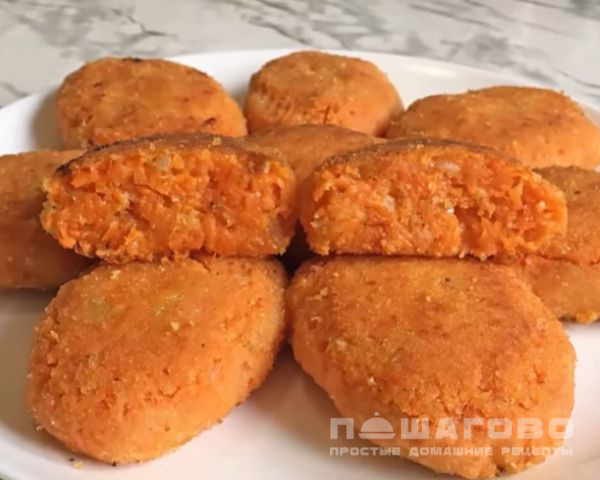 Постные морковные котлеты