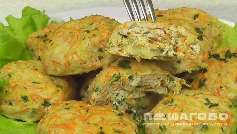 Диетические куриные котлеты с морковью