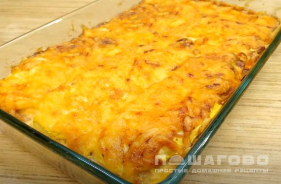 Запеканка из кабачков с фаршем и сметаной
