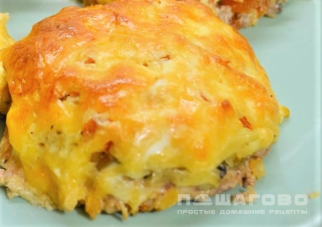 Стожки из фарша в духовке с сыром