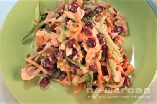 Салат с корейской морковью и куриной грудкой