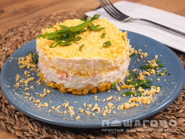 Салат «Мимоза» с крабовыми палочками