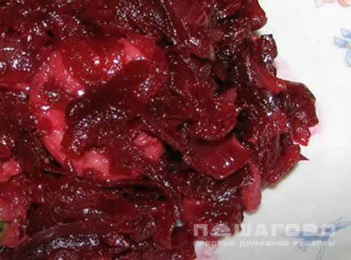 Винегрет с квашеной капустой и свеклой