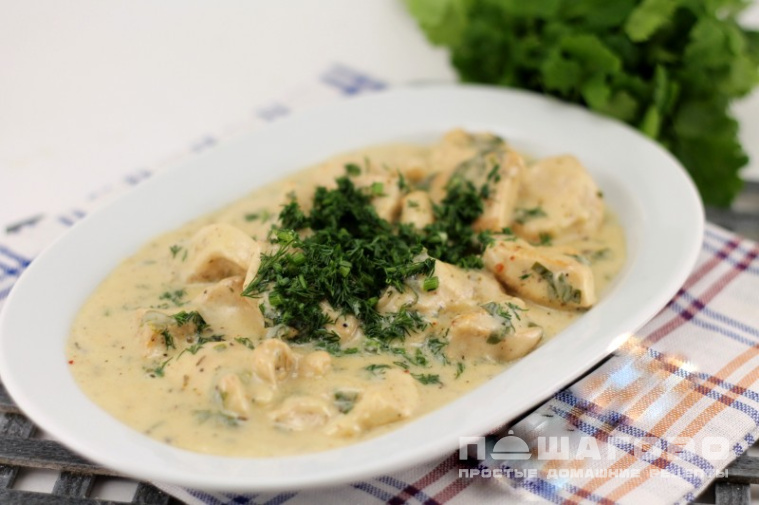 Курица кусочками в сливочном соусе
