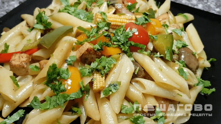 Тофу с макаронами