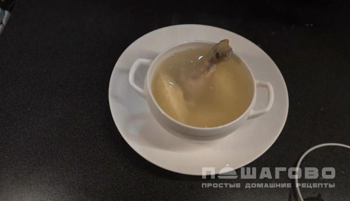 Бульон с клецками