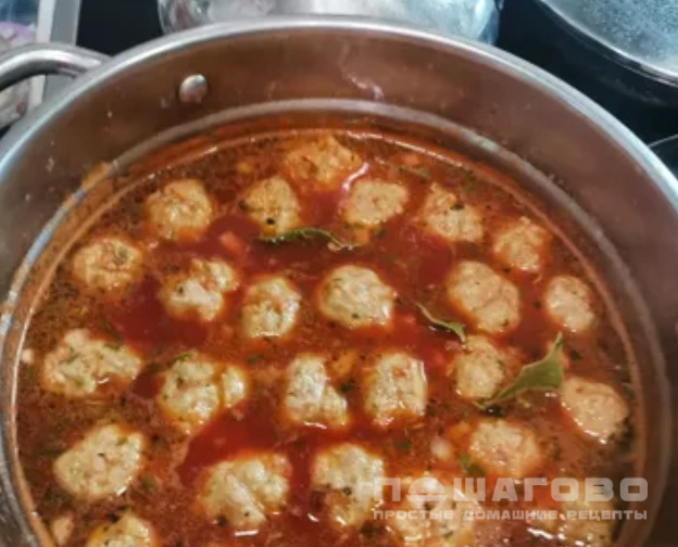 Свекольник с фрикадельками