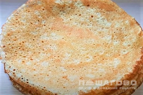 Быстрые блины на молоке с дырочками