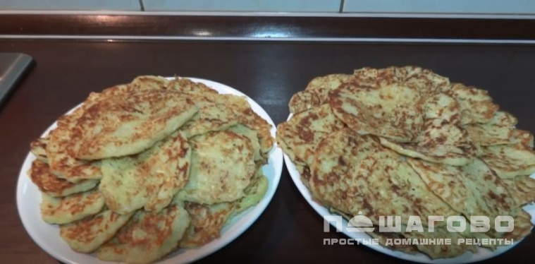 Оладьи из цукини с чесноком