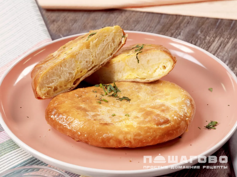 Хачапури с адыгейским сыром