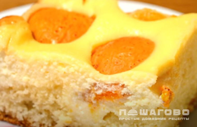 Творожный пирог с абрикосами