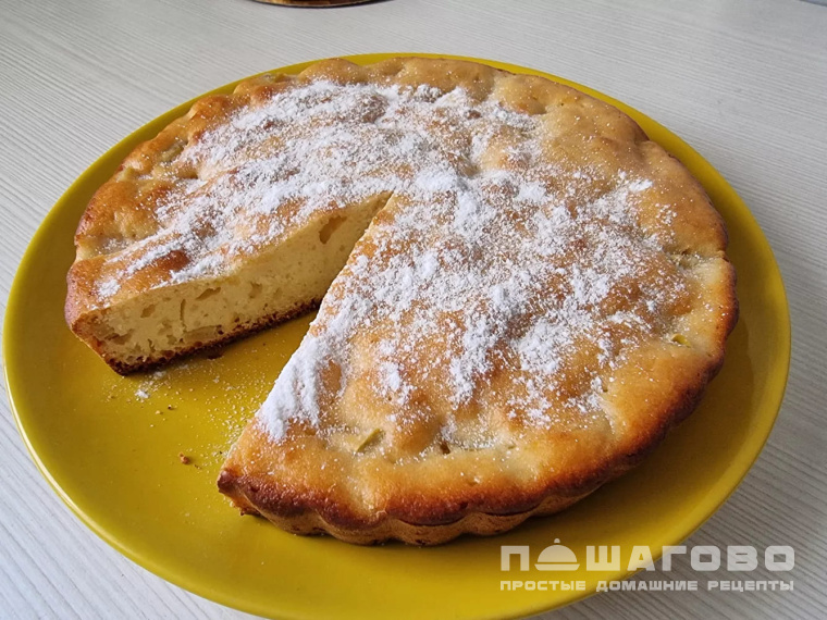 Вкусный воздушный манник с яблоками
