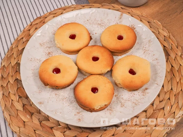Печенье с джемом