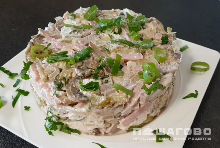 Салат мясной