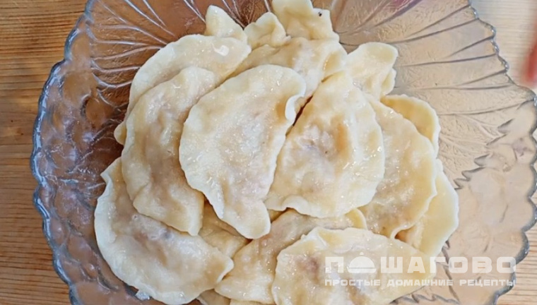 Вареники с ревенем