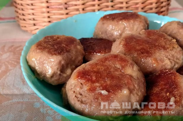 Мясные котлеты с сыром