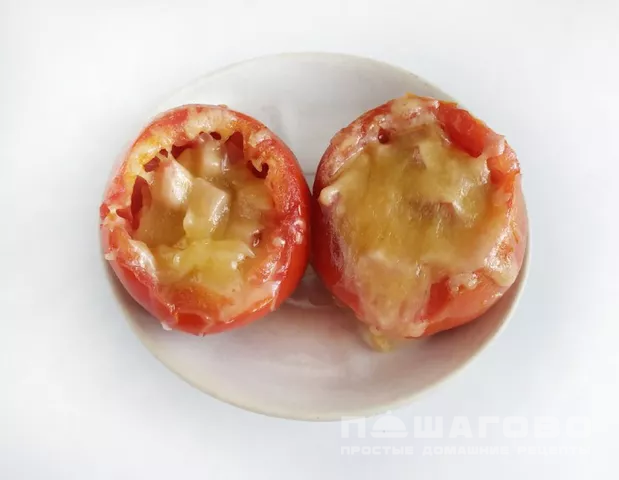 Эффектная яичница в помидорах