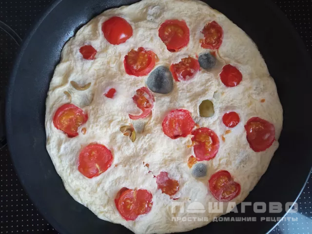 Омлет с помидорами черри и оливками