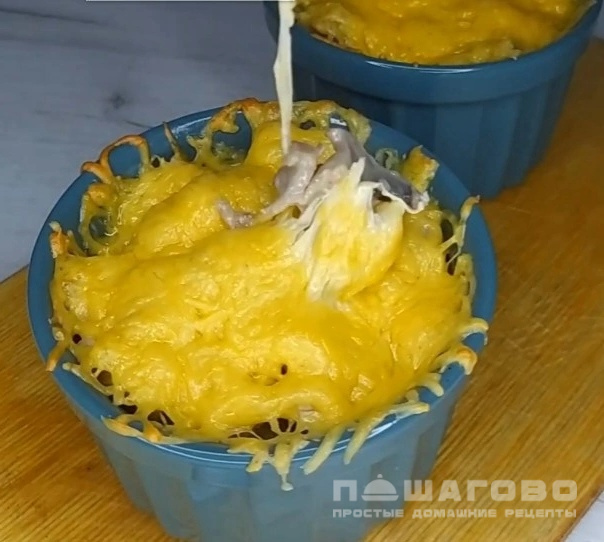 Жульен со свининой и грибами