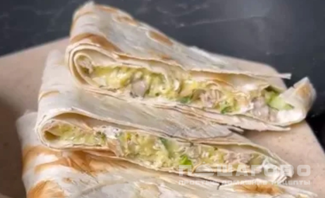 ПП пирожки с курицей и сыром
