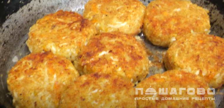 Капустные котлеты в панировочных сухарях