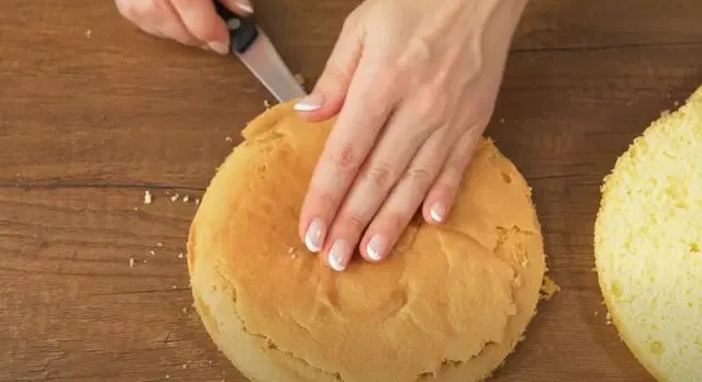 Фруктовый торт-желе со сливками и творожным кремом — шаг 5
