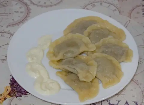 Вареники с крапивой