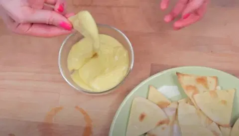 Сырные начос