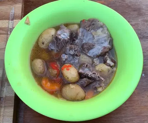Шурпа в афганском казане