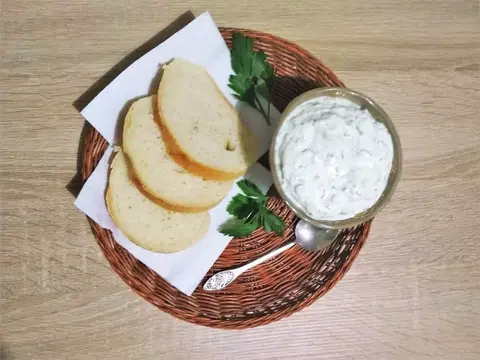 Сливочно-чесночный соус