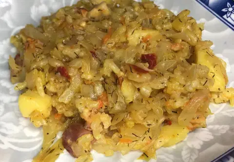 Тушеный капустняк с рисом