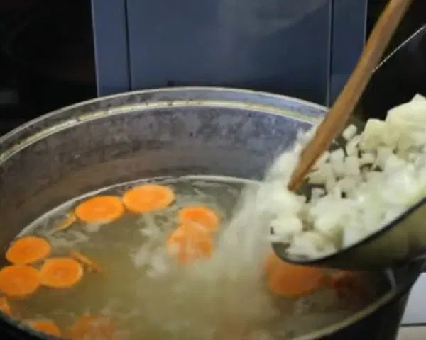Рыбный суп из семги — шаг 6