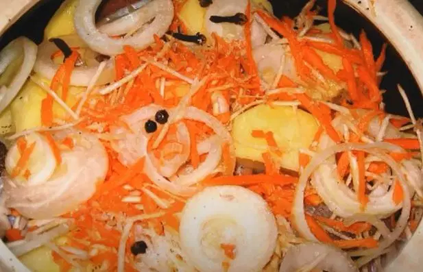 Боснийский горшочек с говядиной и картошкой — шаг 4